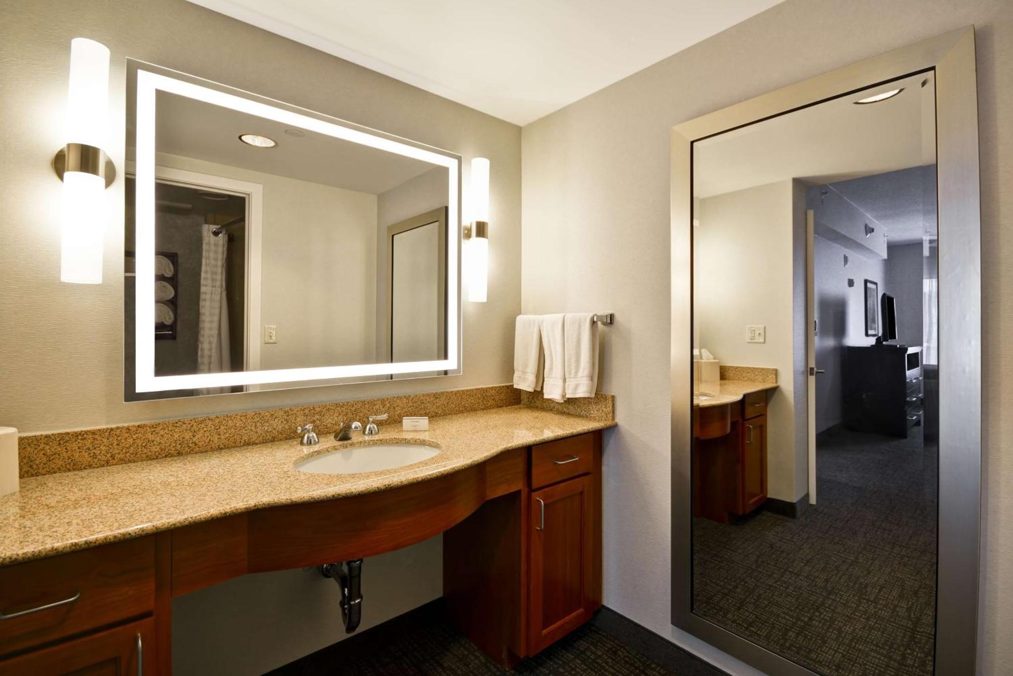 The Homewood Suites By Hilton Ithaca Eksteriør billede