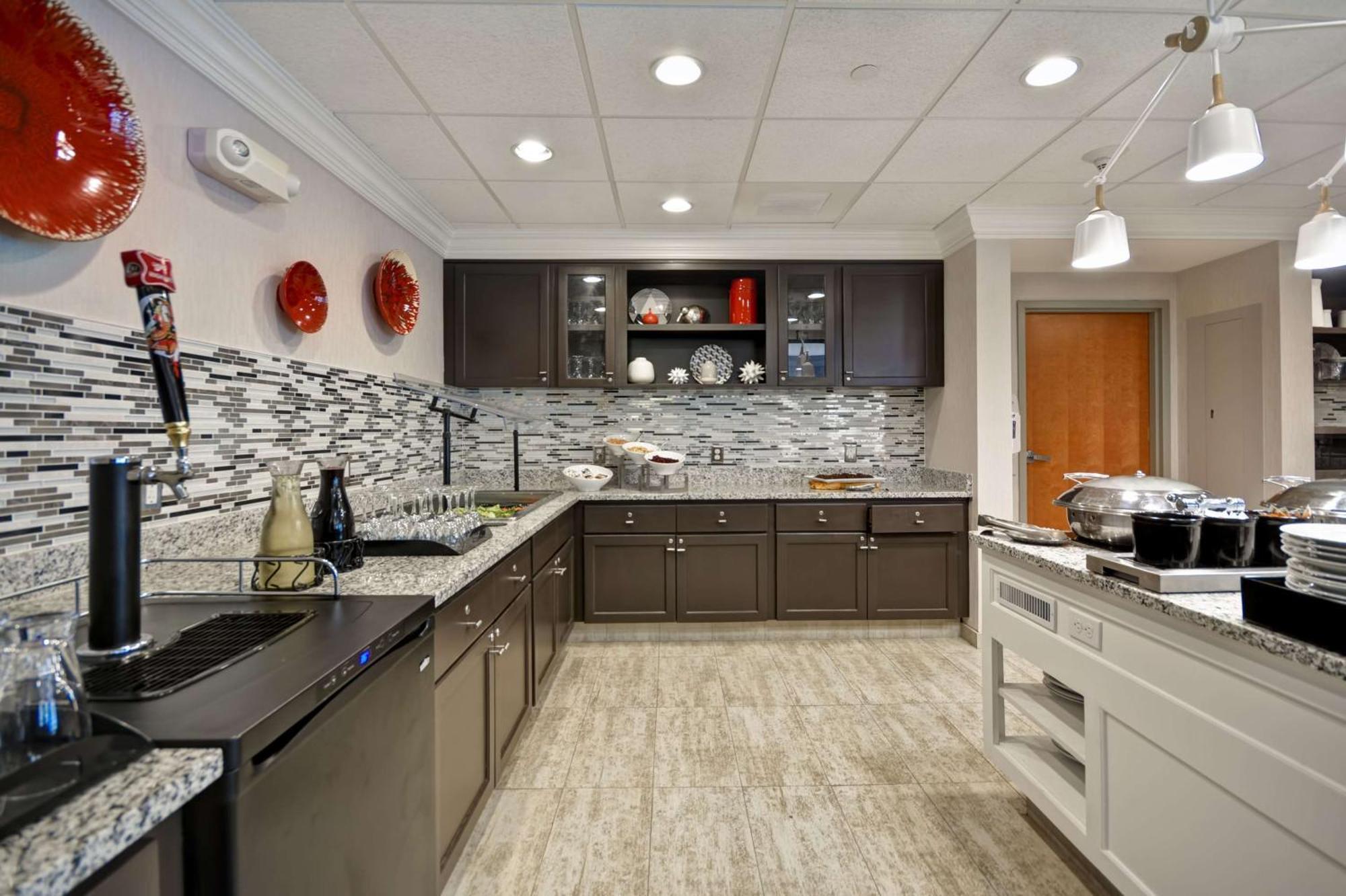 The Homewood Suites By Hilton Ithaca Eksteriør billede